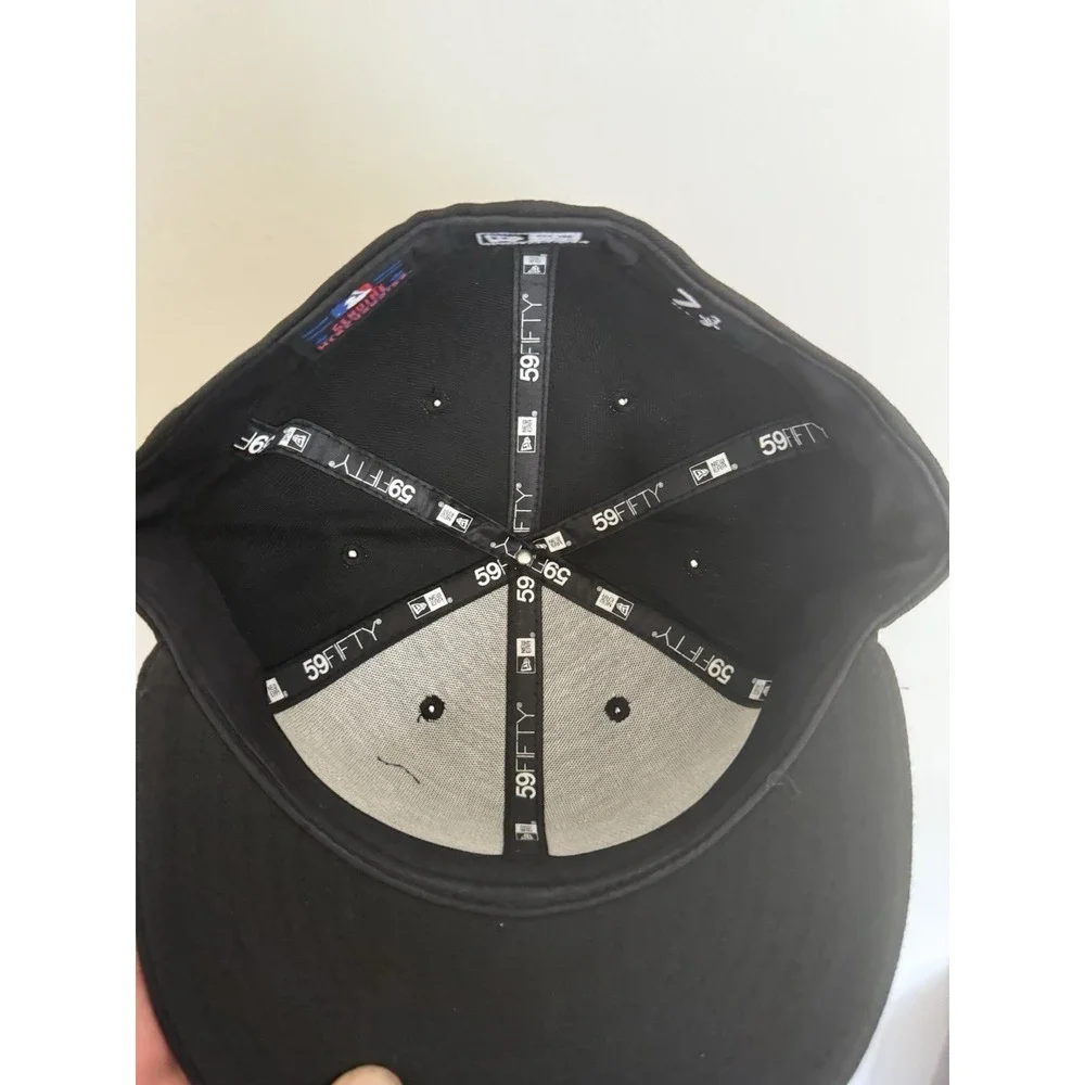 New Era Los Angeles Dodgers 9Fifty Fitted Genuine Merchandise‎ 7 3/8  LA Cap